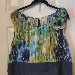 Super flattering mock 2 piece dress